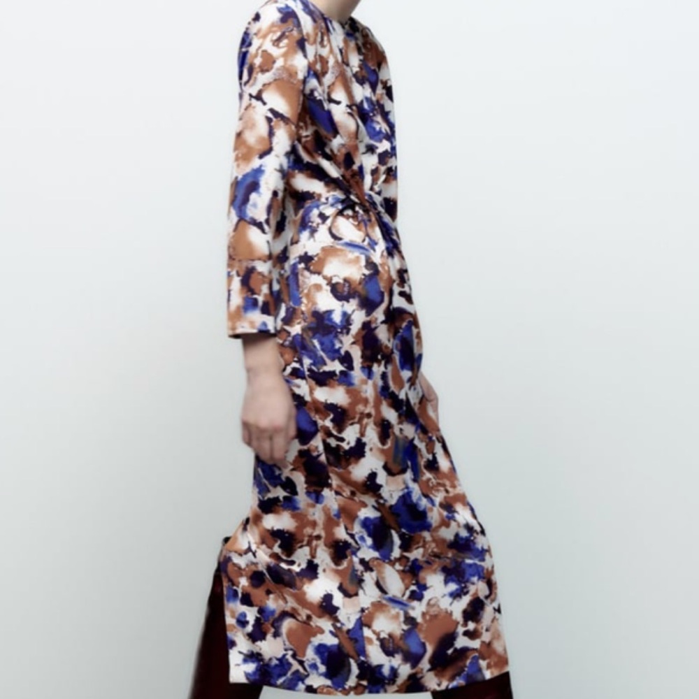 PRINT DRESS WITH KNOT - Picture 2 of 4